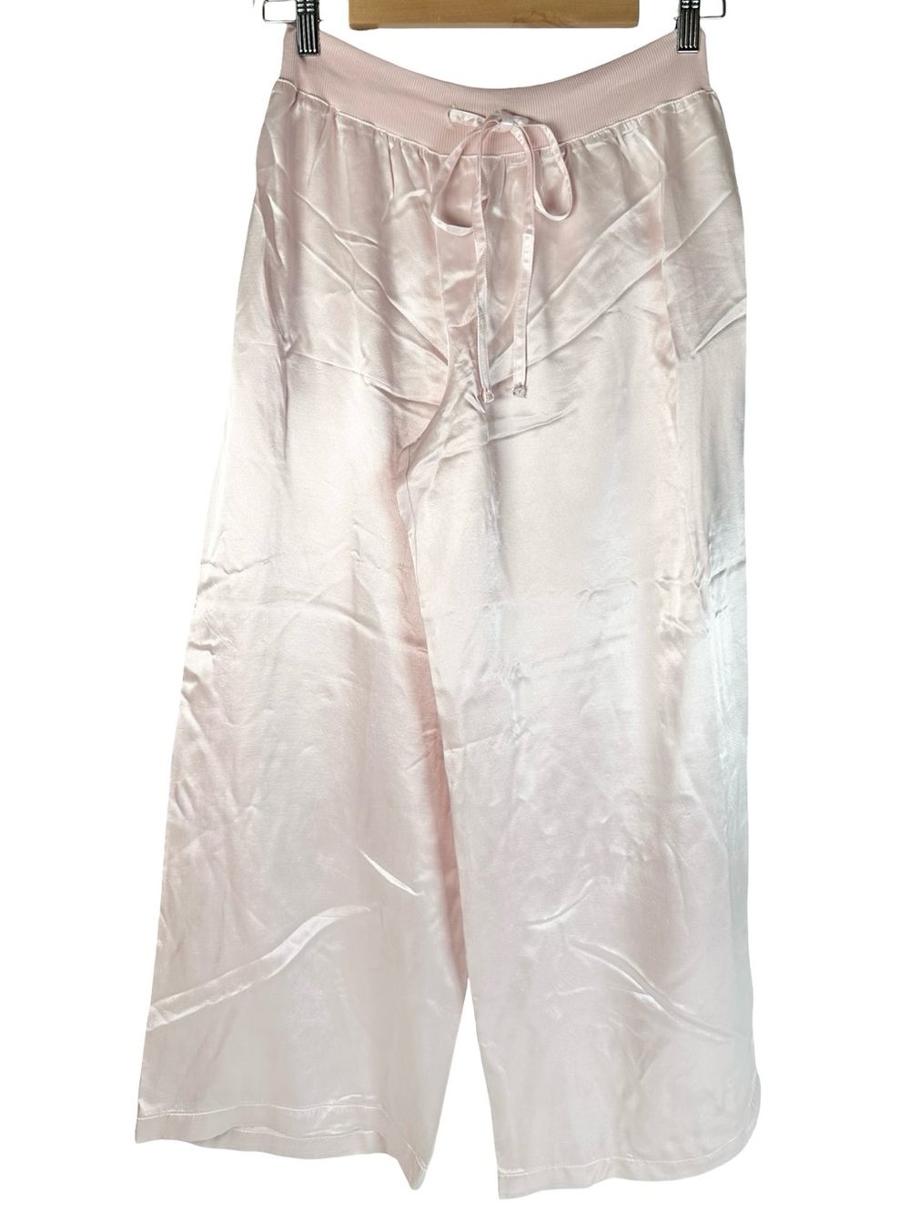 PJ Harlow Jolie Capri Blush Pink Satin Wide Leg
Lounge Pajama Pants Small NWT